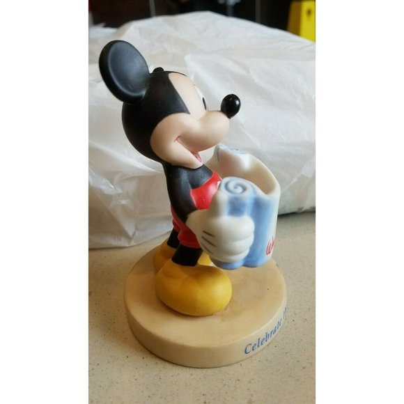 2000 Walt Disney World Celebrate the future hand in hand Mickey Mouse figurine - Picture 3 of 5